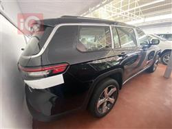 جیپ L گراند شیرۆکی